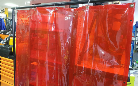 Zasłona spawalnicza 180x180cm czerwona MAGNUM SP-C66PF-R