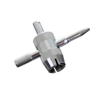 Pistolet do pompowania kół TG-04Kit Technic + zestaw końcówek 