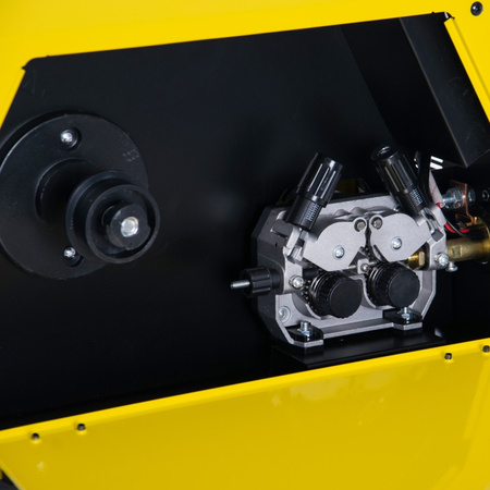 Półautomat spawalniczy Magnum MIG 211 Synergia LED 4X4 (200A/230V)