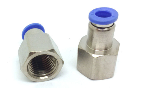 Złączka wtykowa prosta fi 6mm z gwintem 1/4"W