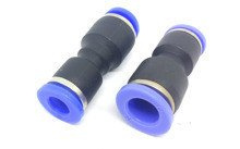 Złączka wtykowa prosta redukcyjna z 8 mm na 6 mm