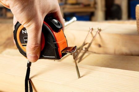 Miara zwijana stalowa 7,5m x 25 mm, auto blokada, dwa przyciski stop, Neo Tools