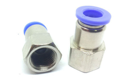 Złączka wtykowa prosta fi 8mm z gwintem 1/4"W