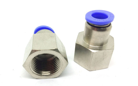 Złączka wtykowa prosta fi 8mm z gwintem 3/8"W