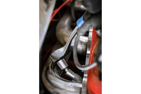 Nasadka do świec 14mm 3/8″ uchylna, Hogert